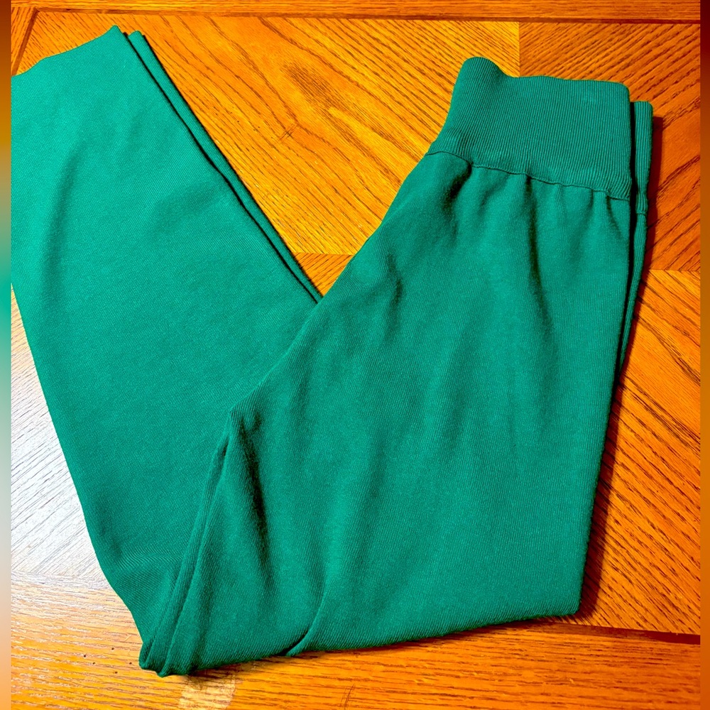 SILK & SALT Women's Green Luxe Lounge super high waisted  Warm Pants Size medium